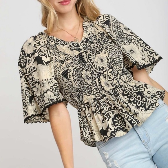 Umgee Tops - Umgee Black and Cream Floral Blouse